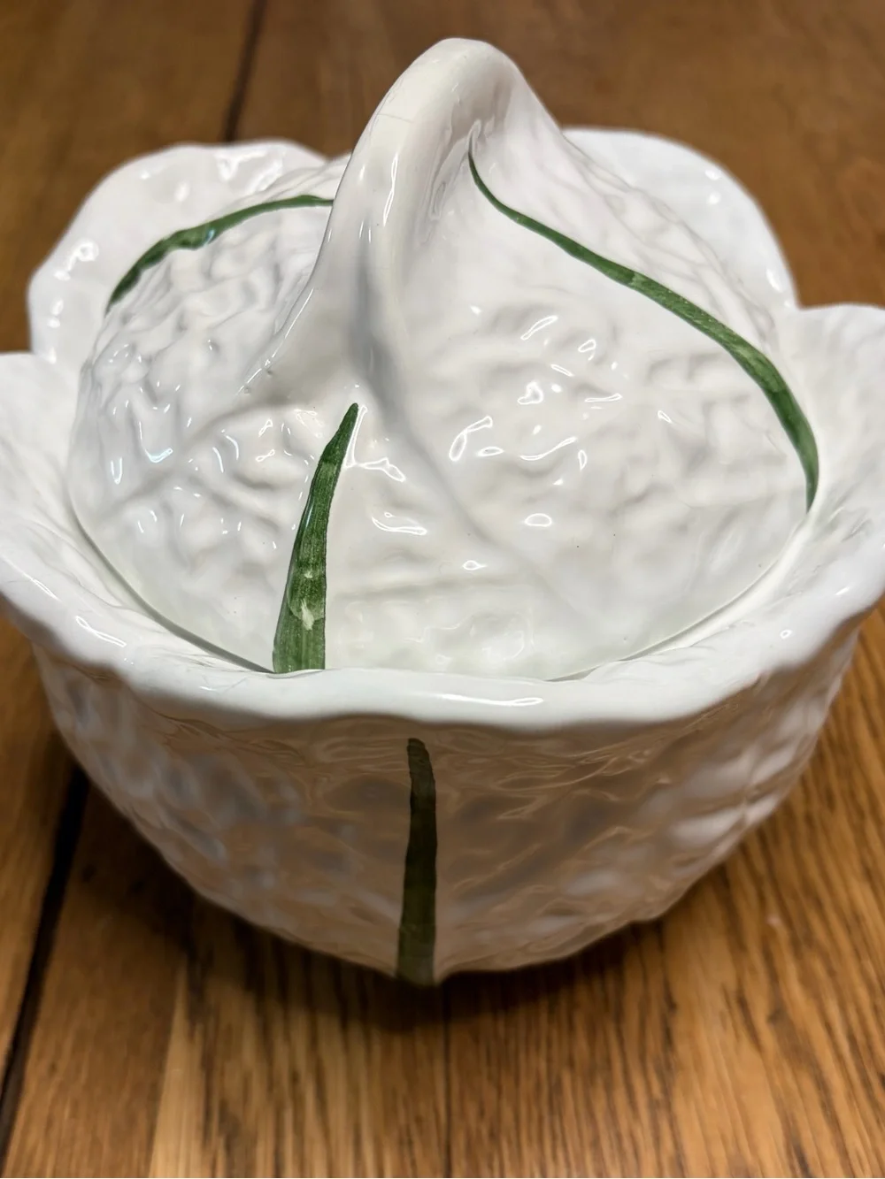 Source Unknown White Ceramic Bowl and Plate Set with Green Star Motif